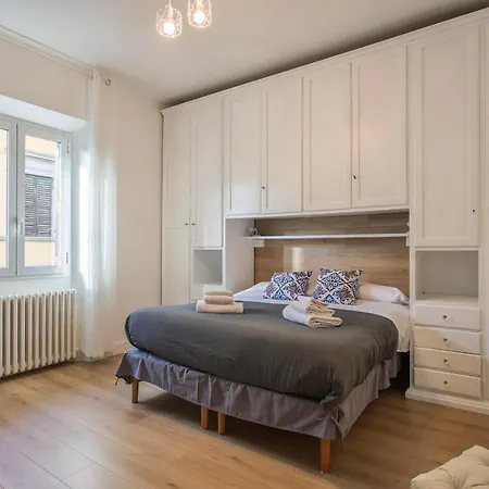 Sanzanobi In Appartement